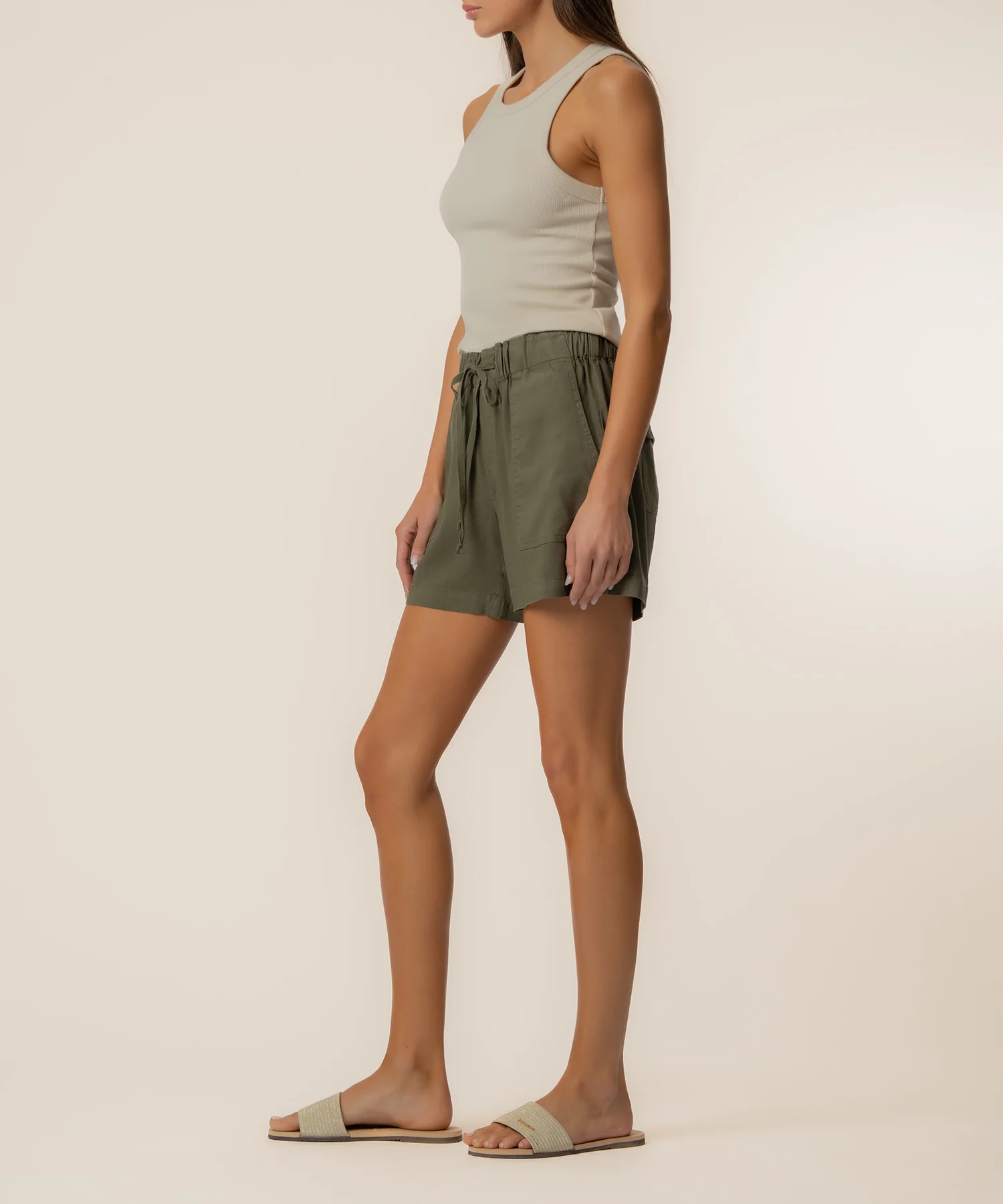 Katana Linen Drawstring Short in Forest - Image 2