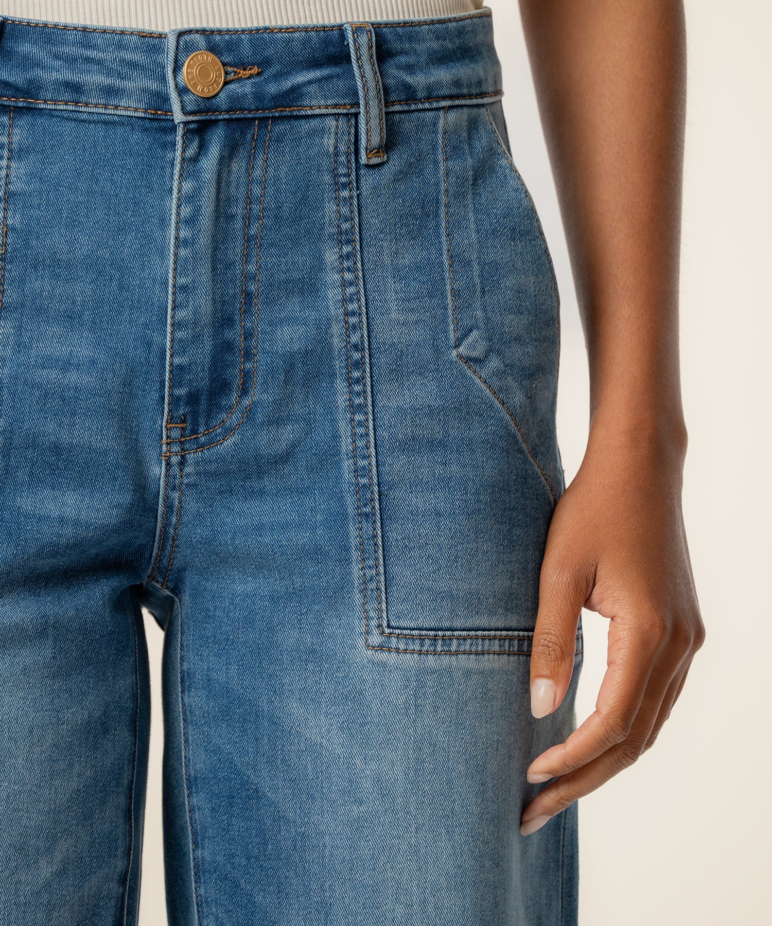 Ashton High Rise Wide Leg Barrel, Petite in Prosperous Wash - Image 4