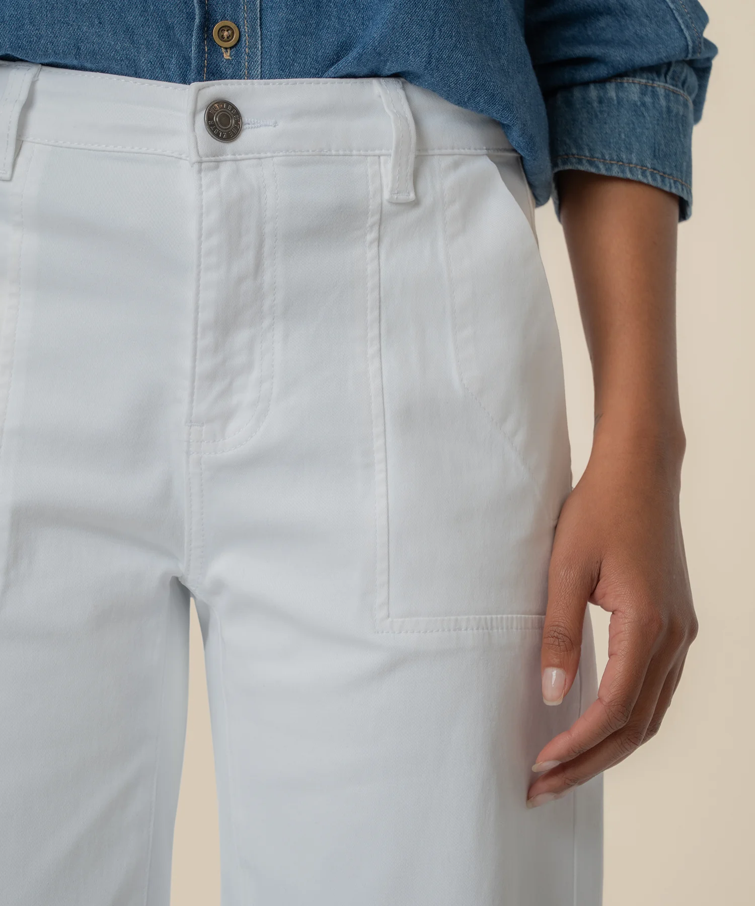 Ashton High Rise Wide Leg Barrel in Optic White - Image 4
