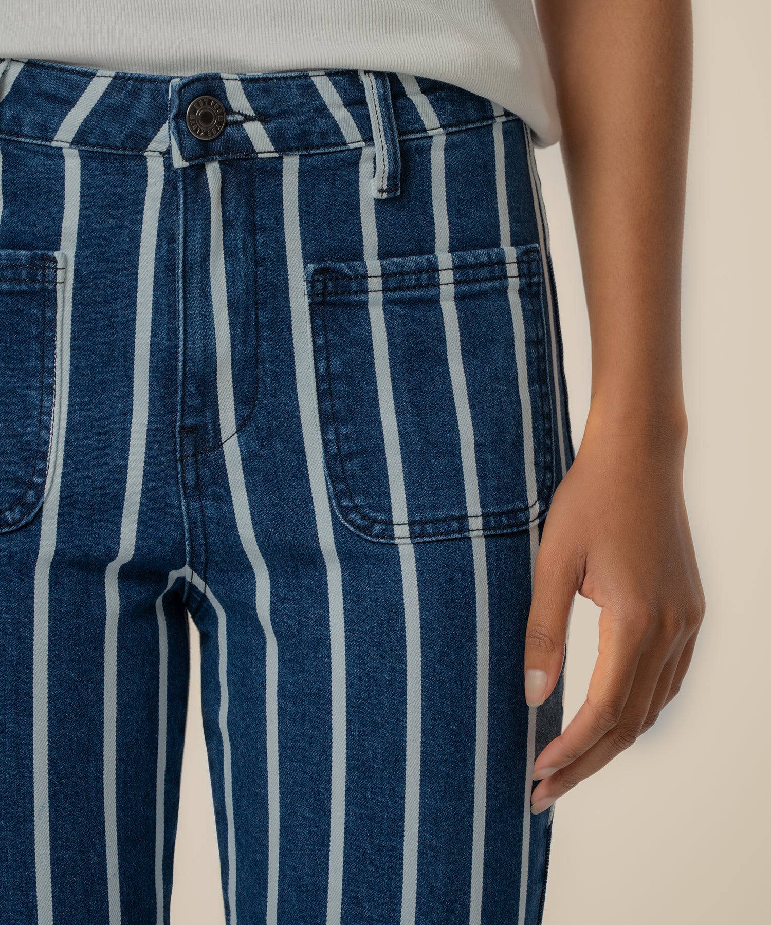 Kelsey High Rise Ankle Flare in Indigo/White - Image 4