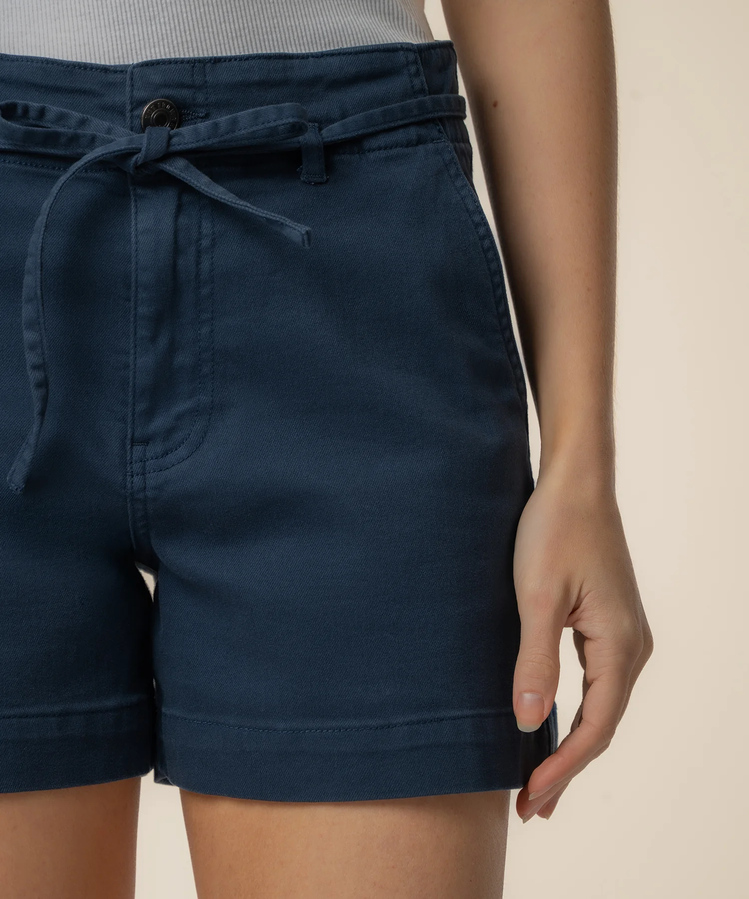 Jane High Rise Short in Navy - Image 4