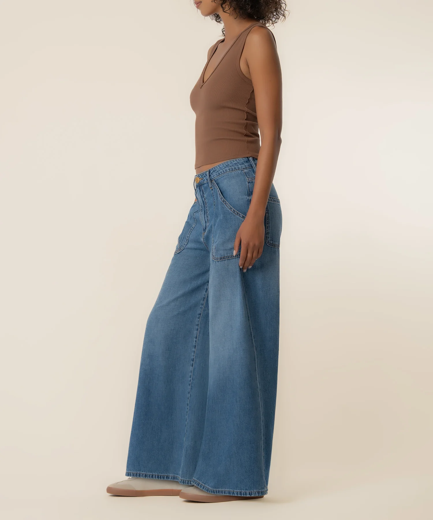 Blake High Rise Super Wide Leg in Simulated Wash - Image 2