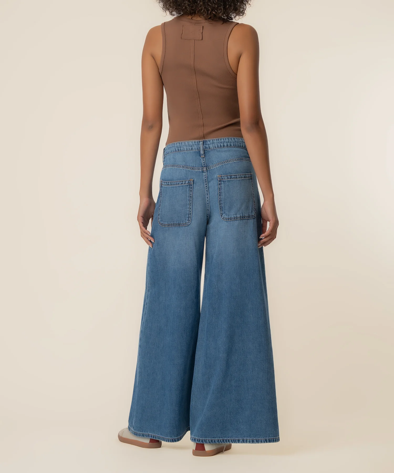 Blake High Rise Super Wide Leg in Simulated Wash - Image 3