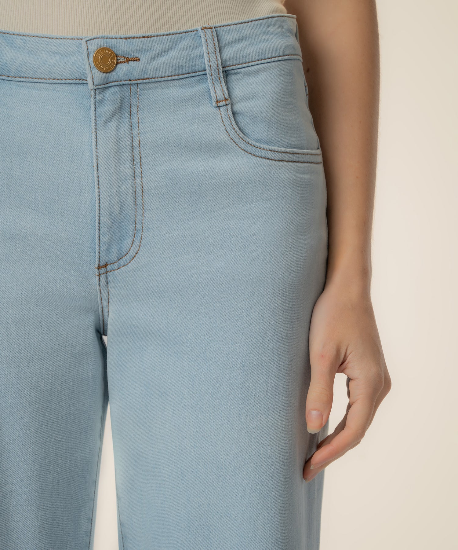 Maya High Rise Wide Leg in Unearthly Wash - Image 4