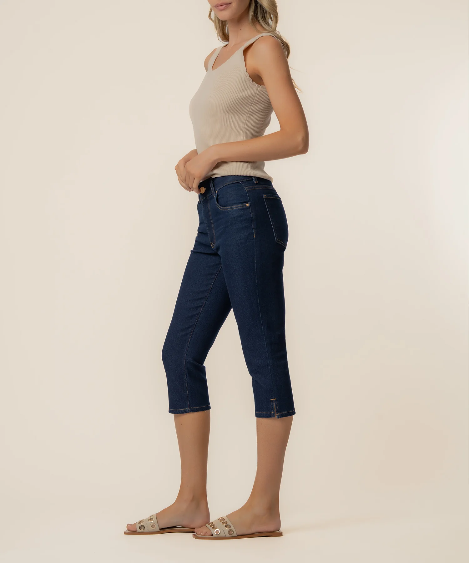 Gigi High Rise Capri, Exclusive in Sketch Wash - Image 2