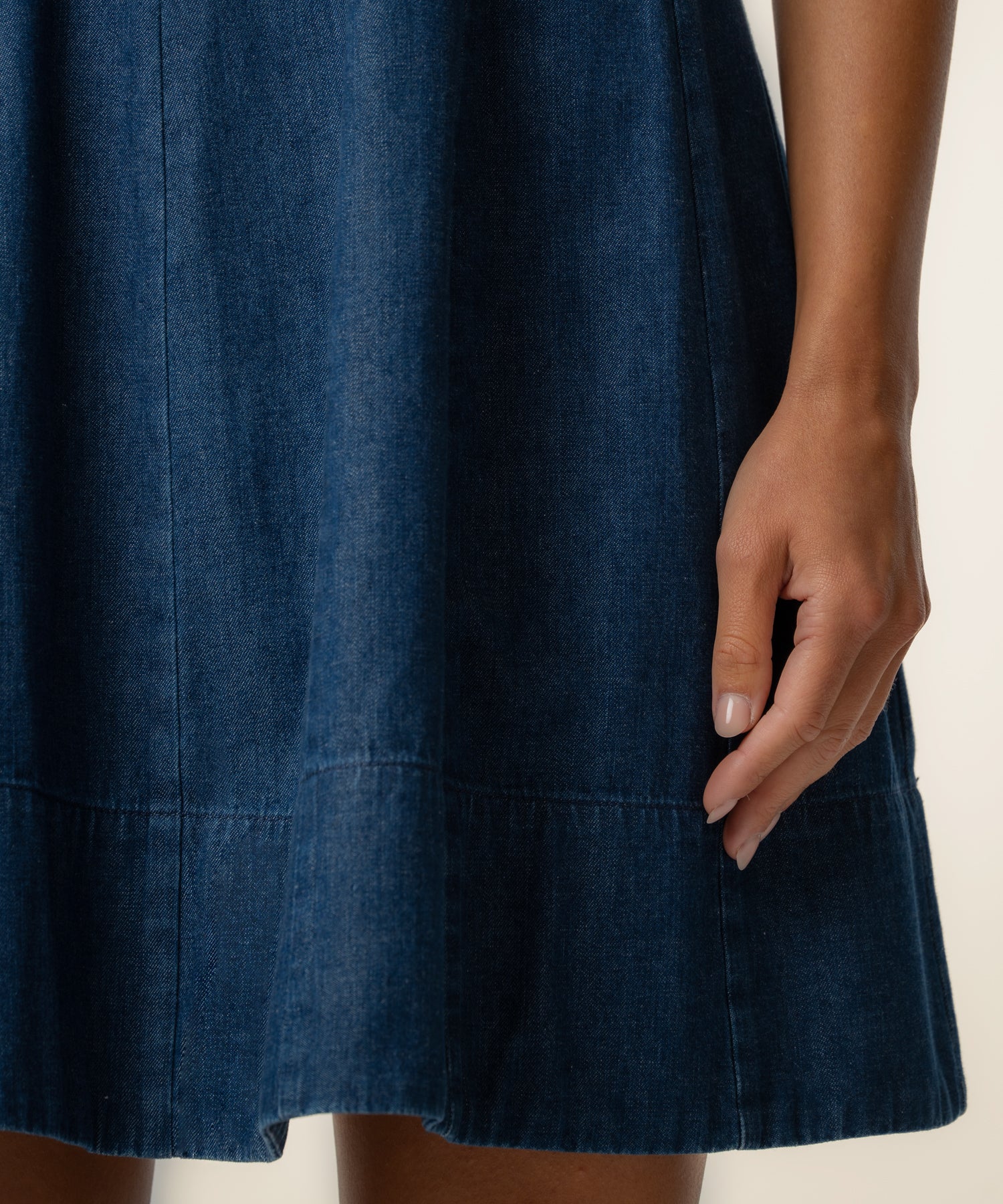 Amelie Denim Dress in Renovate Wash - Image 5