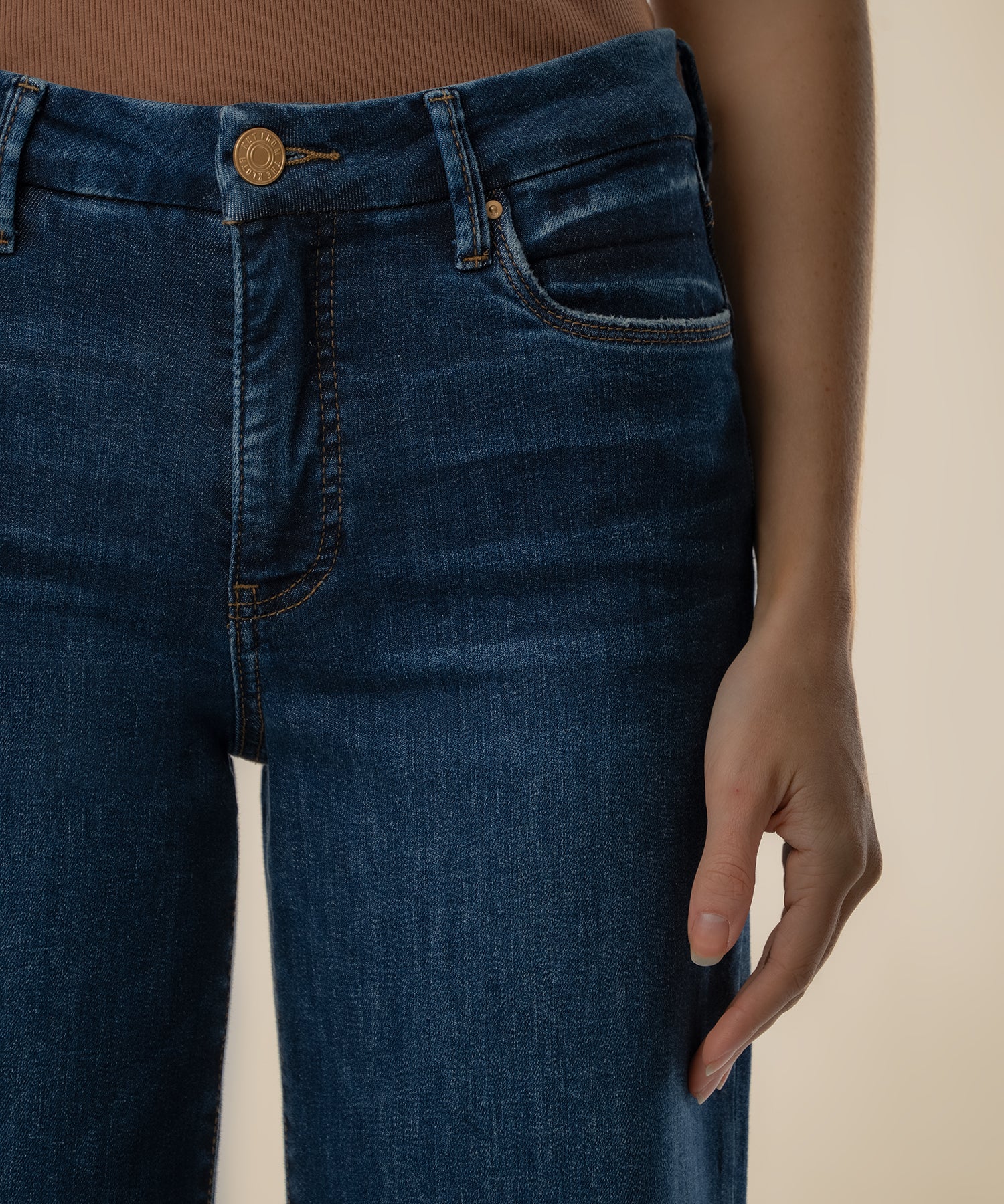 Meg High Rise Wide Leg in Exhibited Wash - Image 4