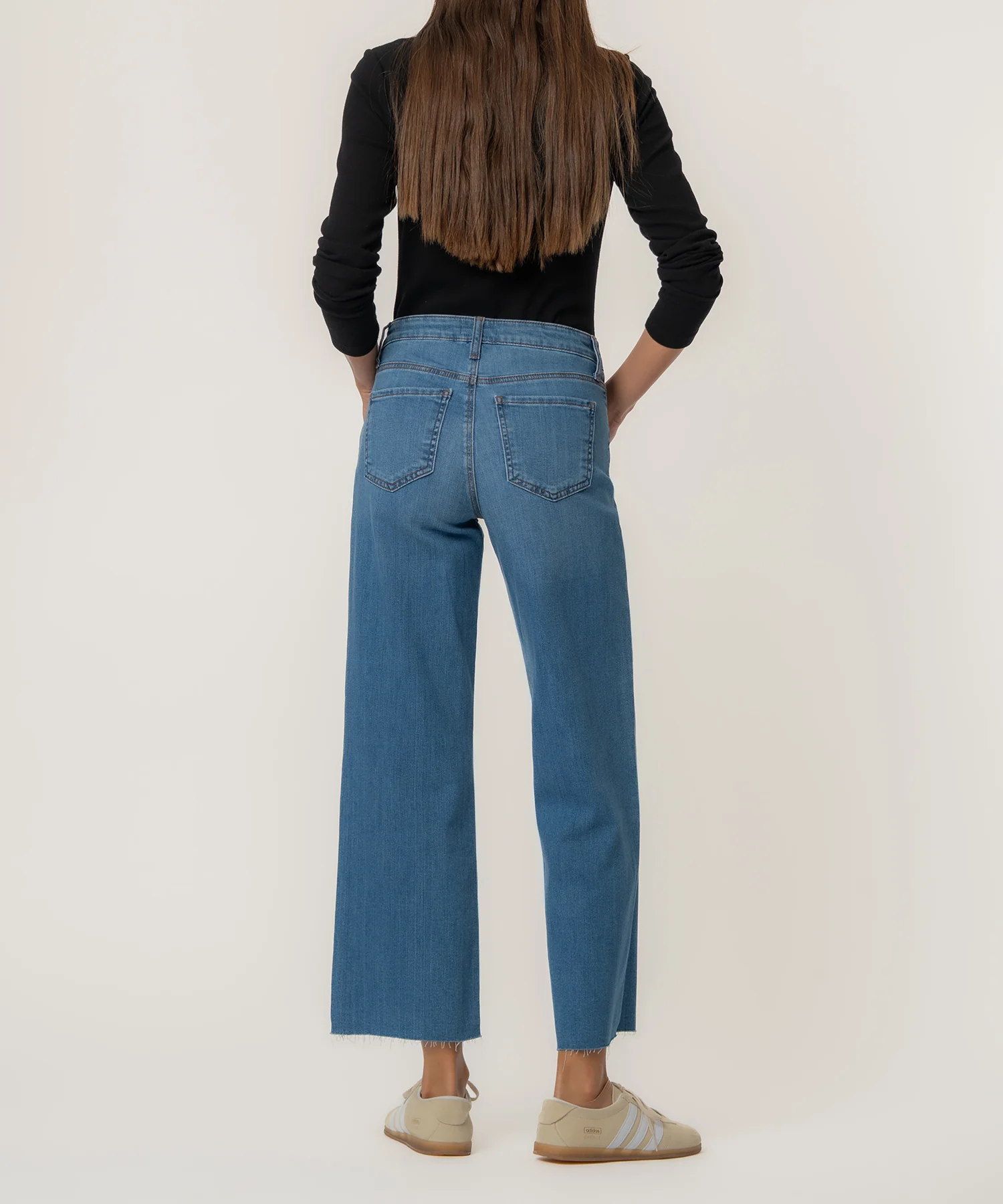Charlotte High Rise Wide Leg in Soaring Wash - Image 3