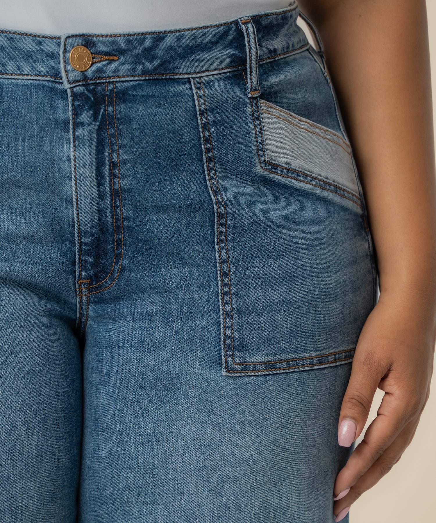 Meg High Rise Wide Leg, Plus in Success Wash - Image 4