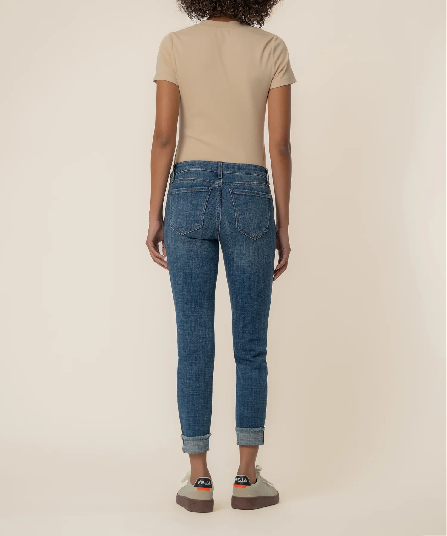 Amy Mid Rise Crop Straight, Petite in Deserving Wash - Image 3