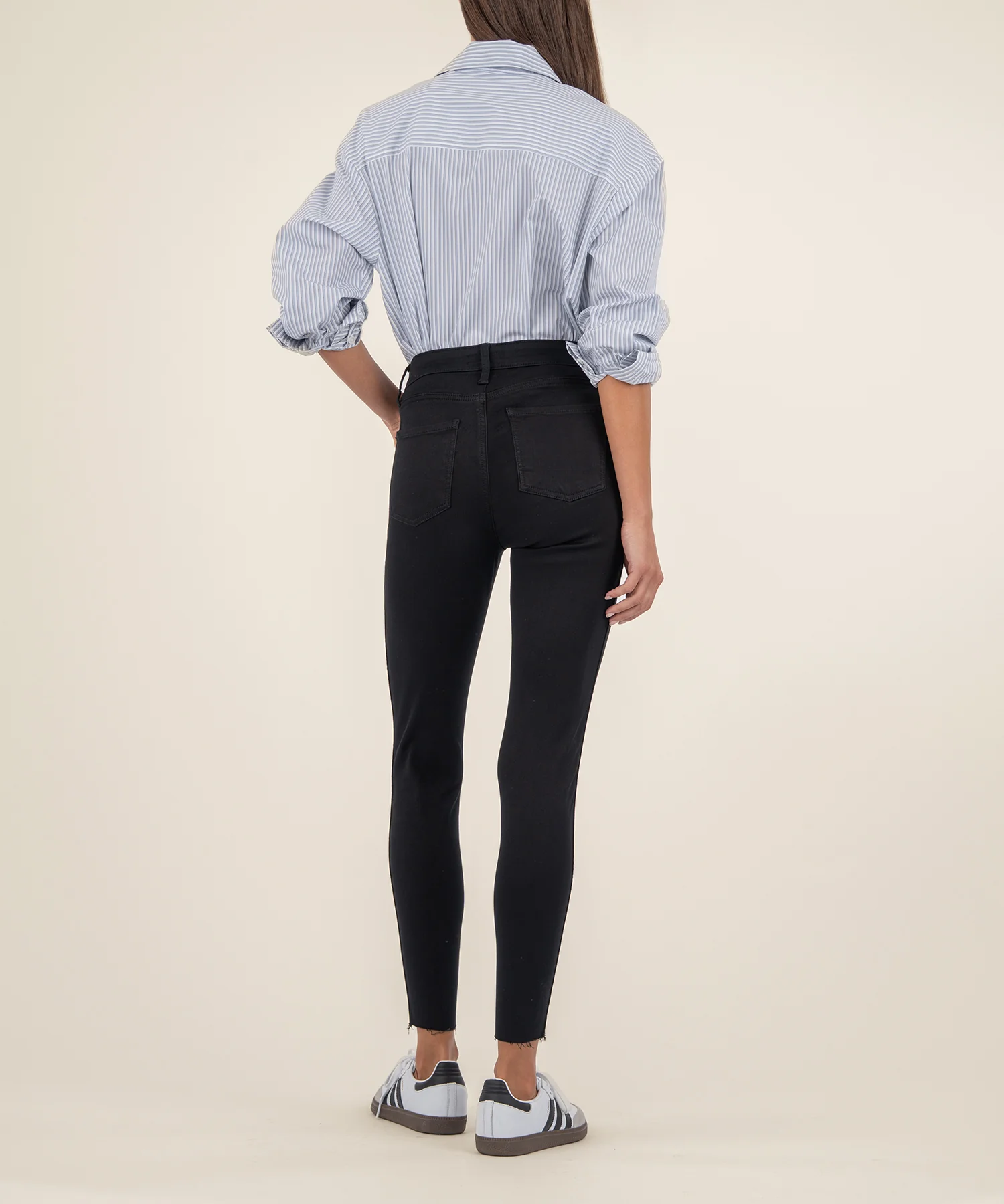 Donna High Rise Ankle Skinny in Black - Image 3