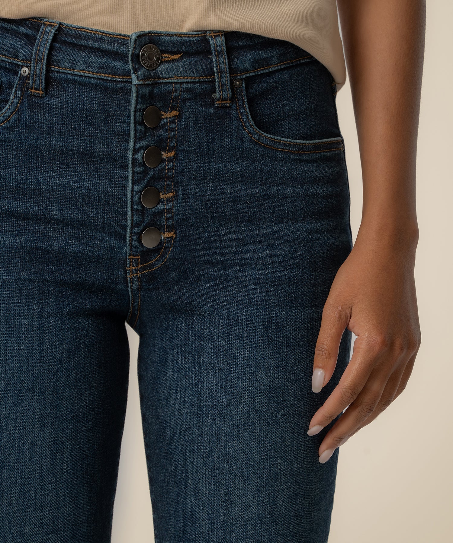 Rachael High Rise Mom Jean, Exclusive in Royal Wash - Image 4