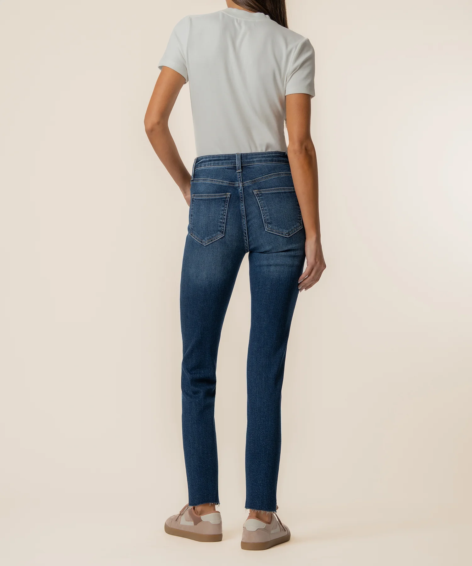 Rachael High Rise Mom Jean, Petite in Explore Wash - Image 3