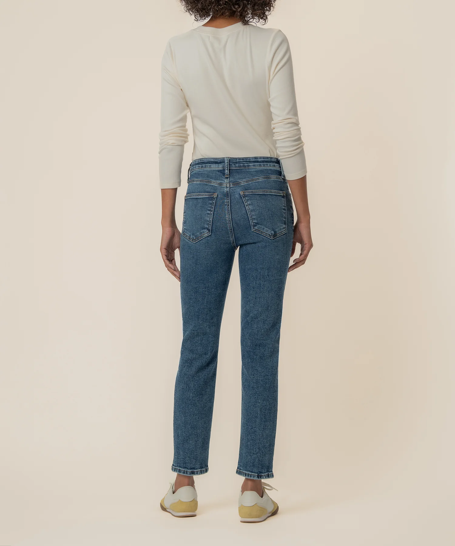 Rachael High Rise Mom Jean in Radiant Wash - Image 3