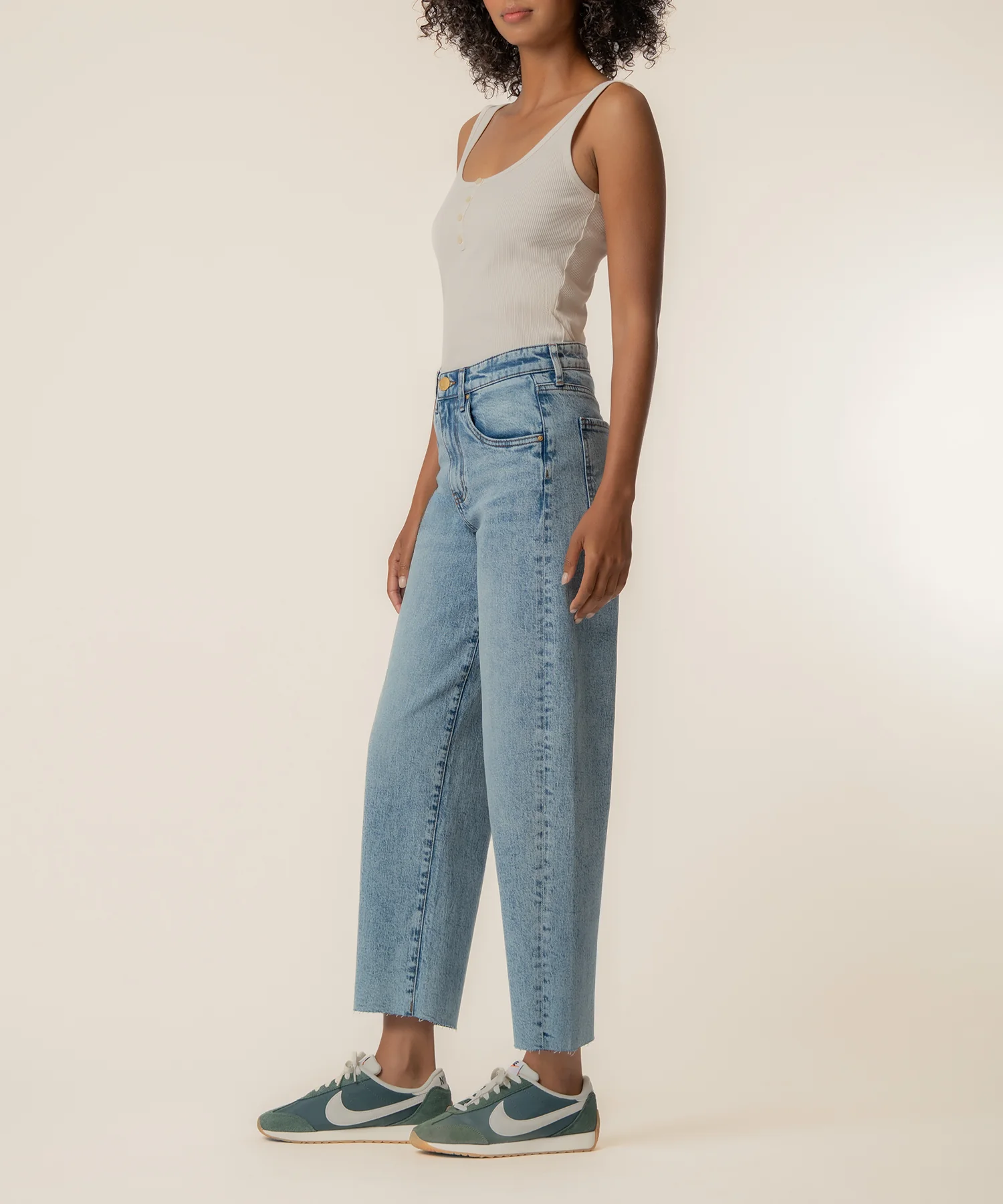 Gwen High Rise Wide Leg in Well Wash - Image 2