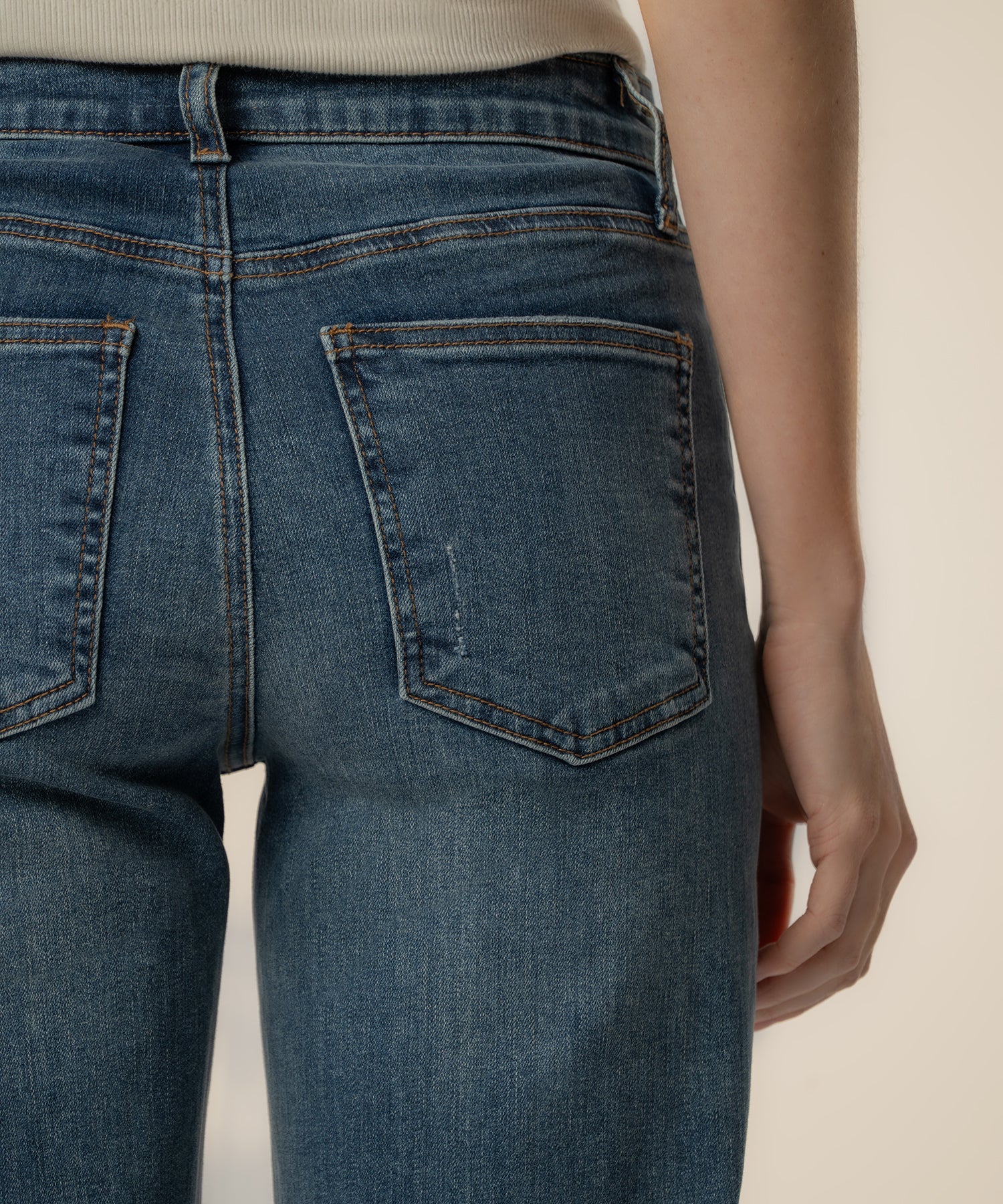 Jean High Rise Wide Straight Leg in Instructive Wash, Exclusive - Image 5