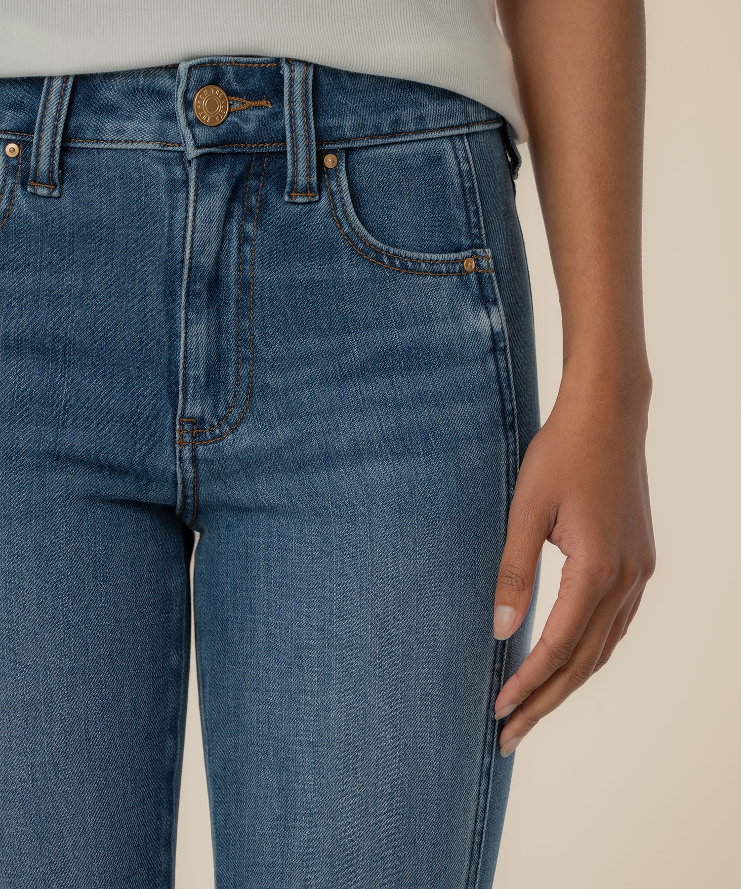 Natalie High Rise Bootcut, Petite in Alliance Wash - Image 4