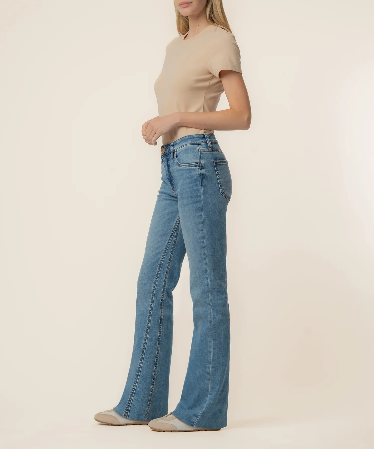 Kelly High Rise Flare, Petite in Legend Wash - Image 2