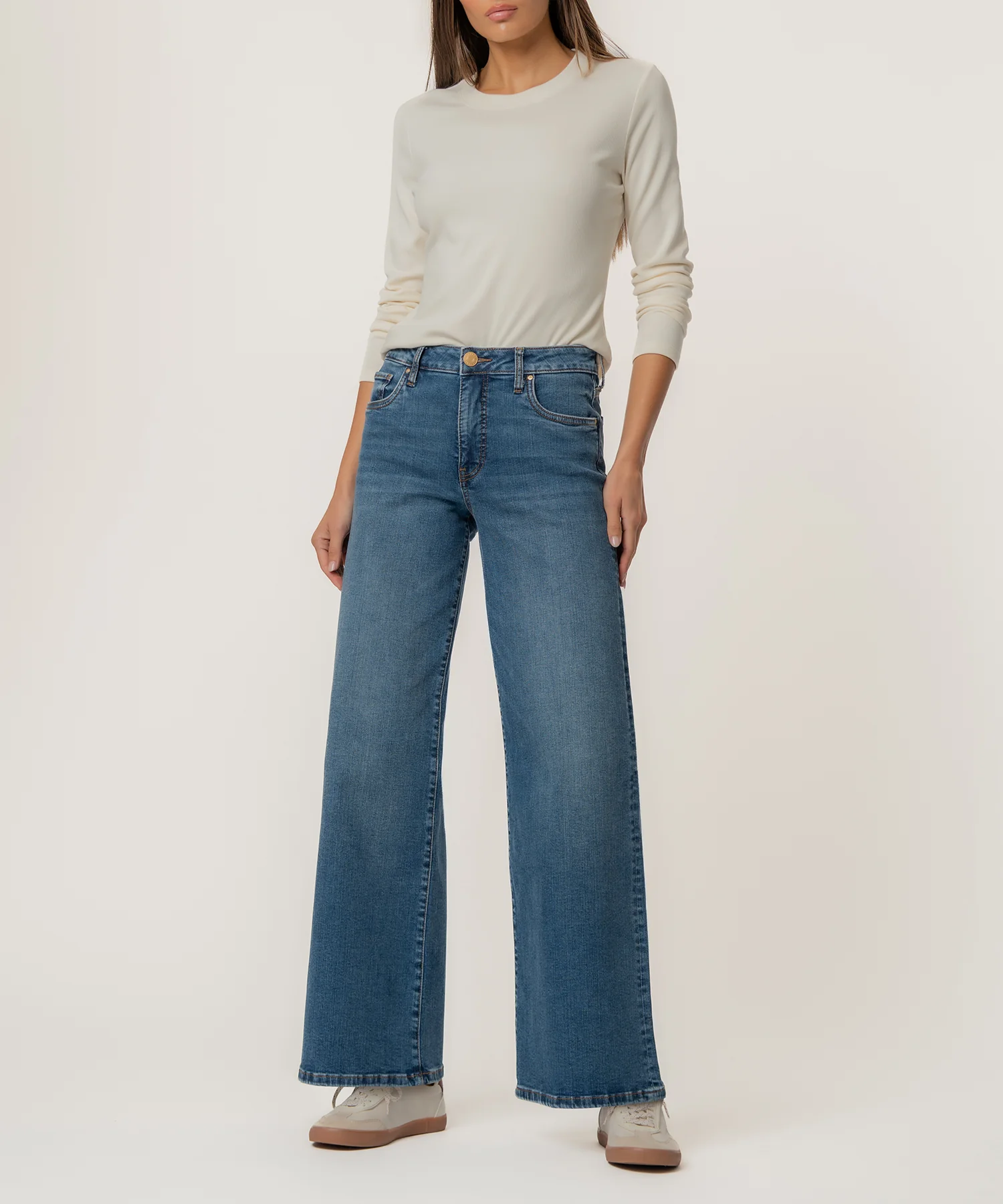 Maya High Rise Wide Leg in Generous Wash