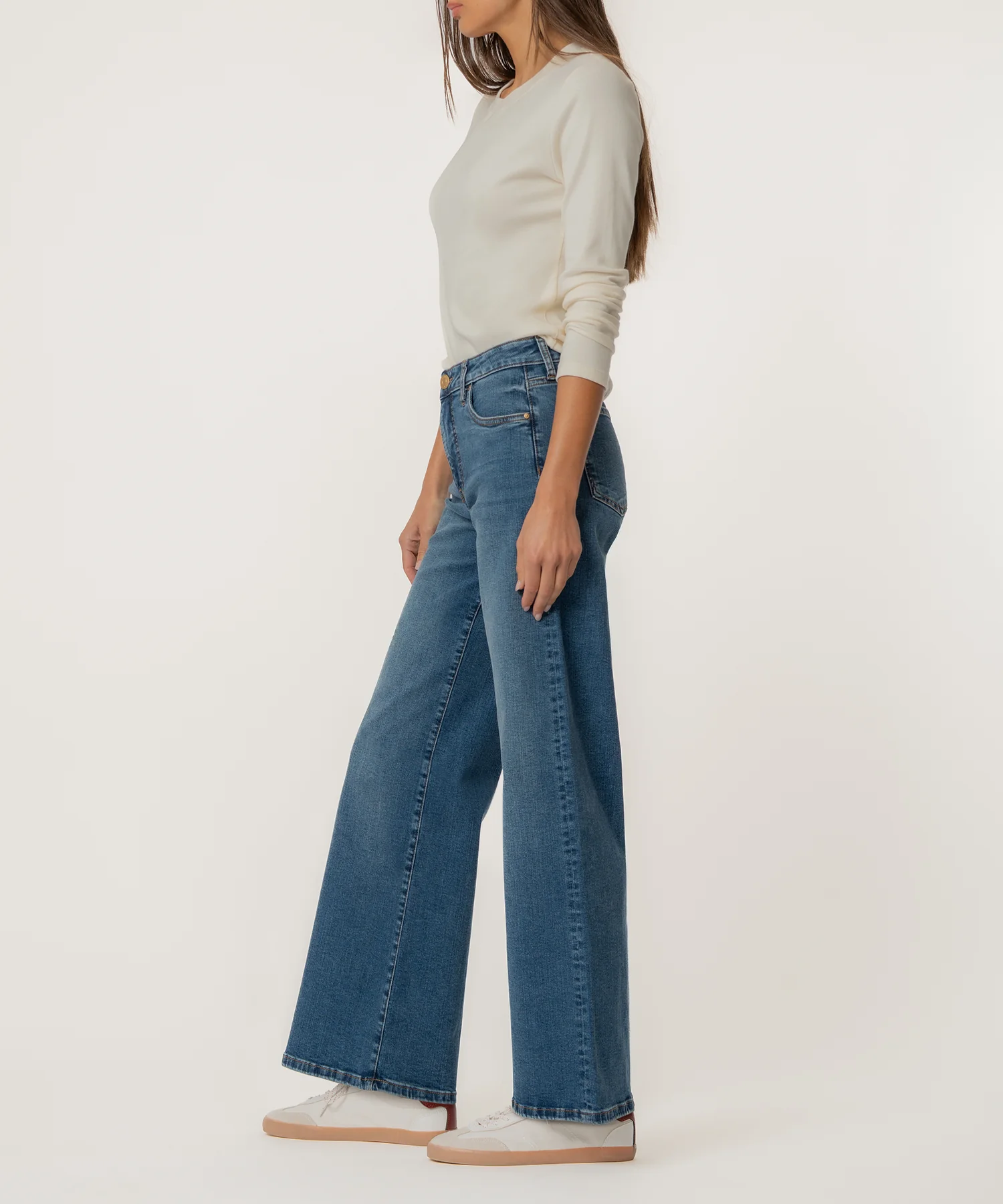 Maya High Rise Wide Leg, Petite in Generous Wash - Image 2