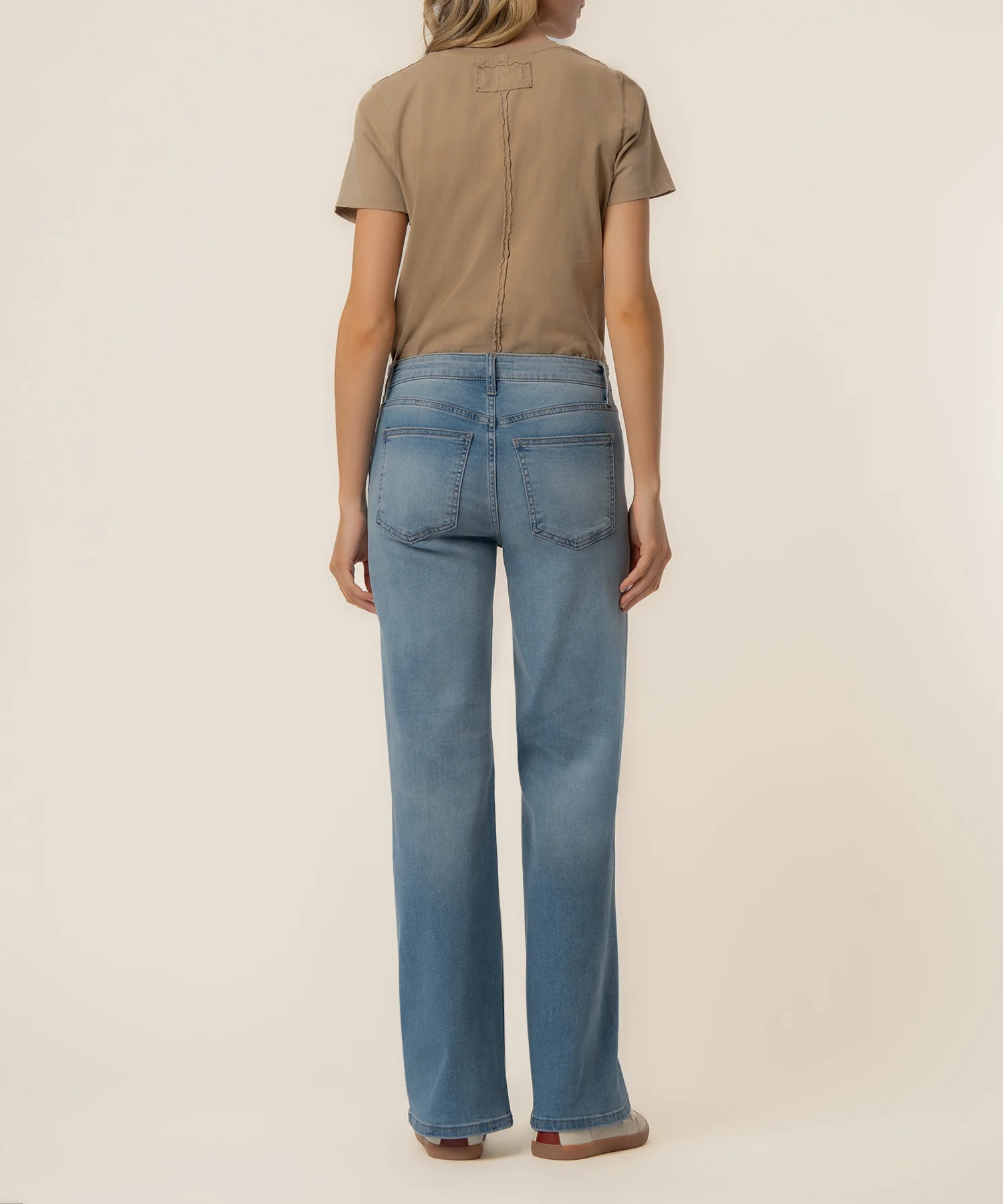 Jean High Rise Wide Leg in Loveliness Wash - Image 3
