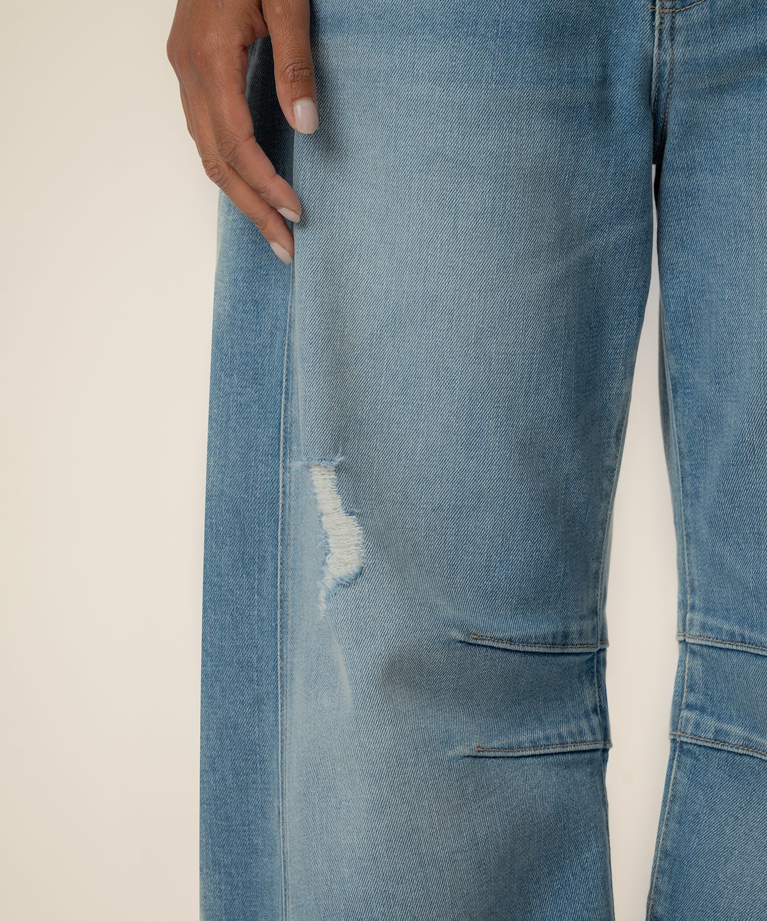 Ashlyn Baggy Barrel Leg, Exclusive in Liberty Wash - Image 5