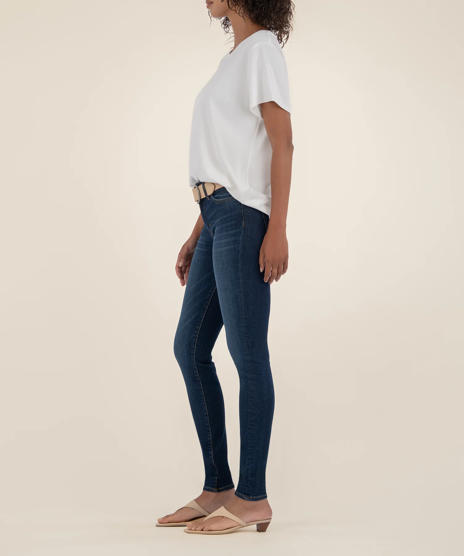 Mia High Rise Slim Fit Skinny in Goodly Wash - Image 3