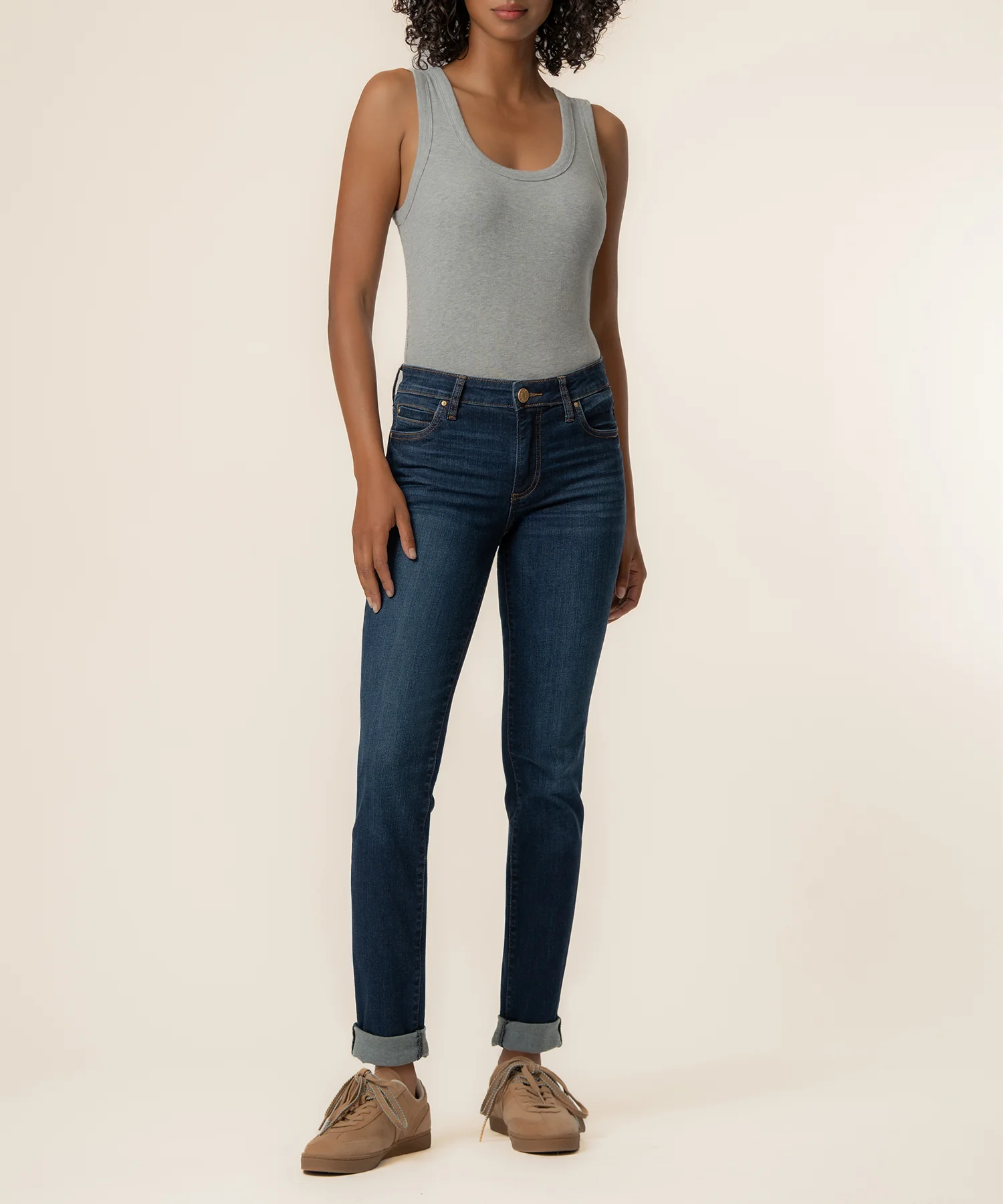 Catherine Mid Rise Boyfriend in Abelia Wash
