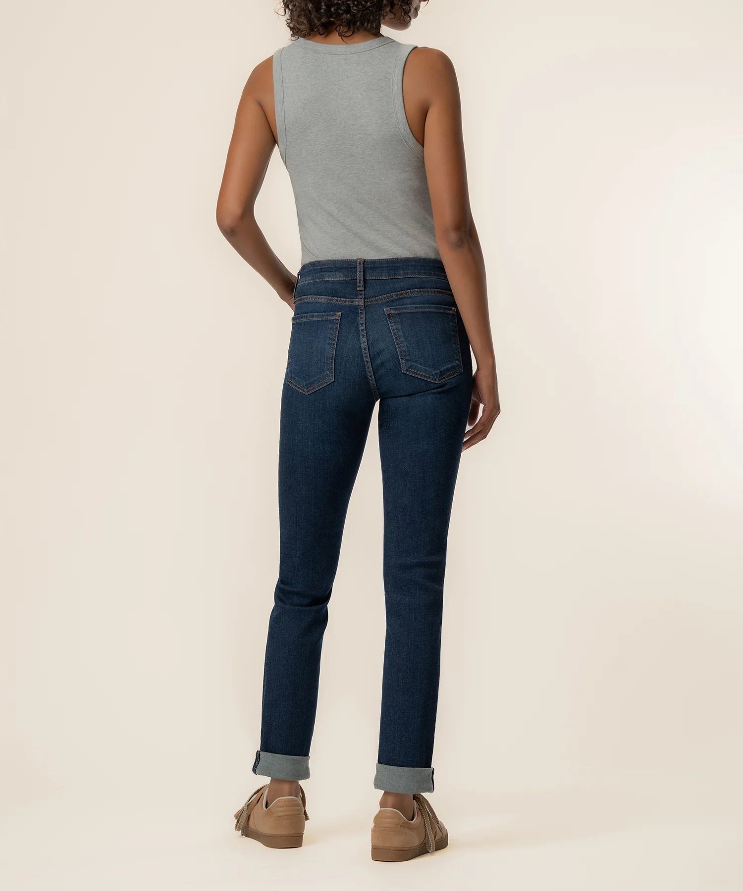 Catherine Mid Rise Boyfriend in Abelia Wash - Image 3