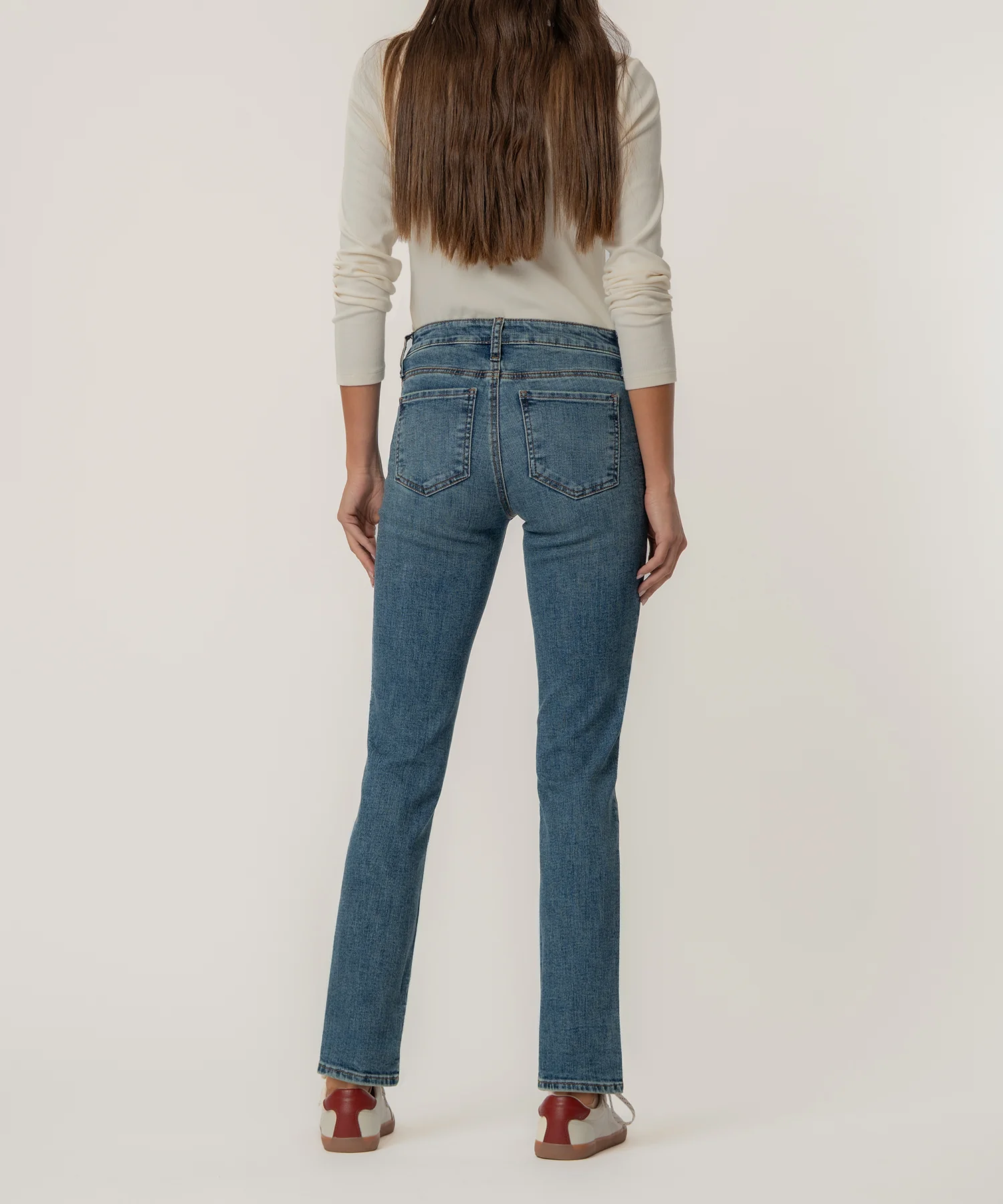 Catherine Mid Rise Boyfriend in Enigmatic Wash - Image 6