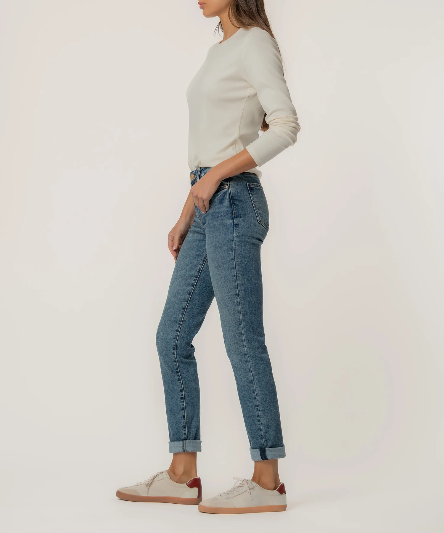 Catherine Mid Rise Boyfriend, Petite in Enigmatic Wash - Image 2