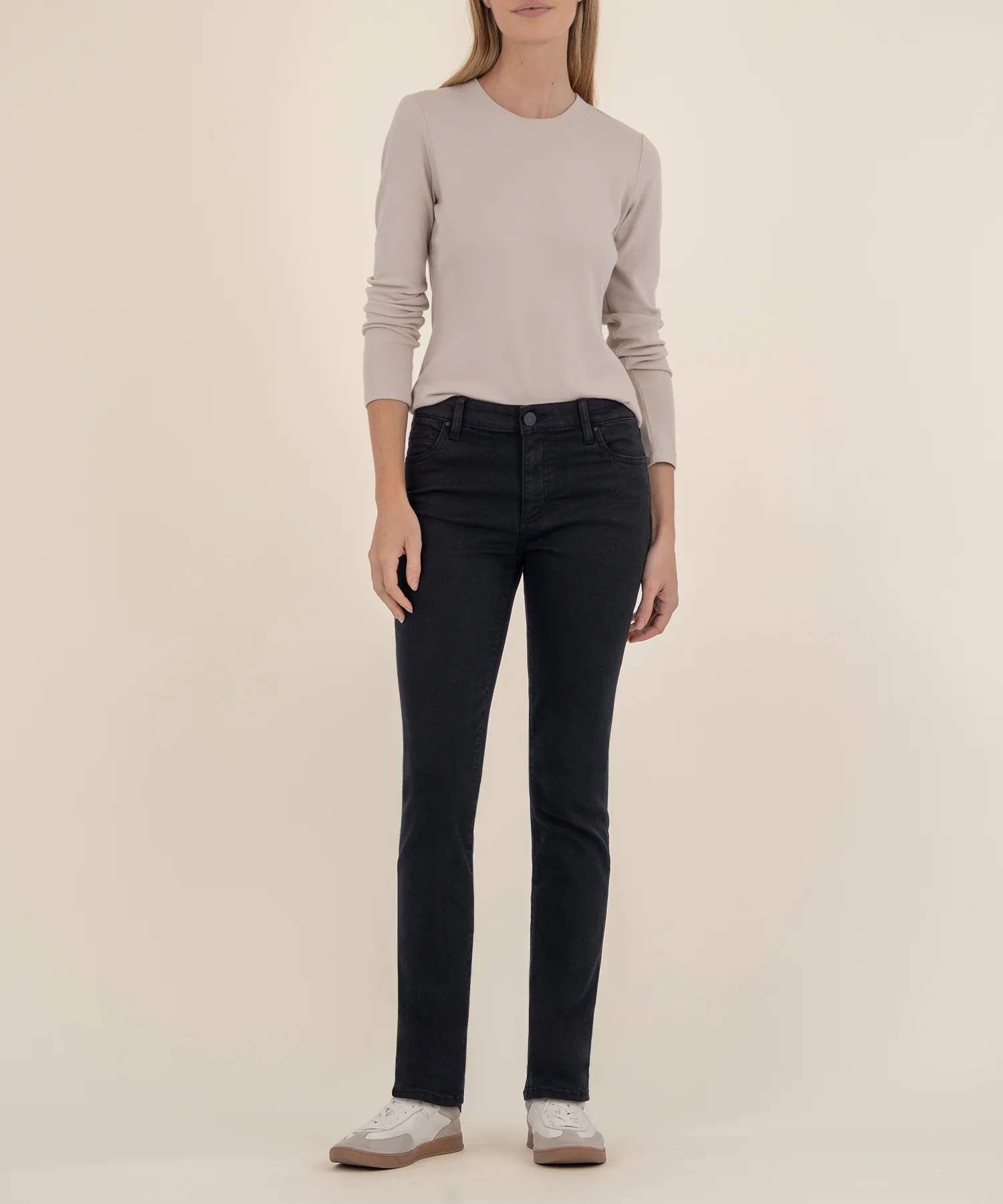 Catherine Mid Rise Boyfriend, Petite in Black - Image 4
