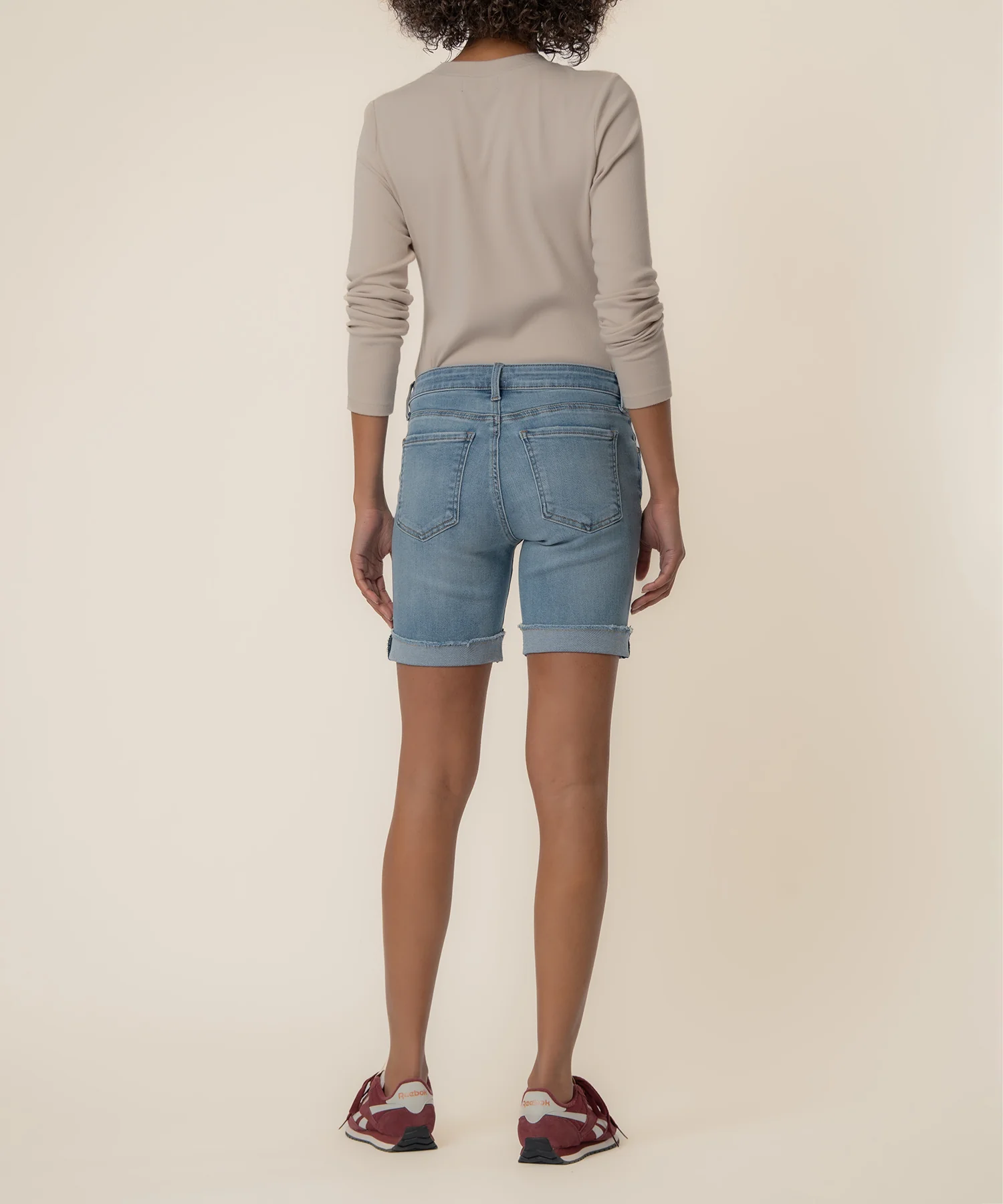 Catherine Mid Boyfriend Short in Present Wash - Image 3