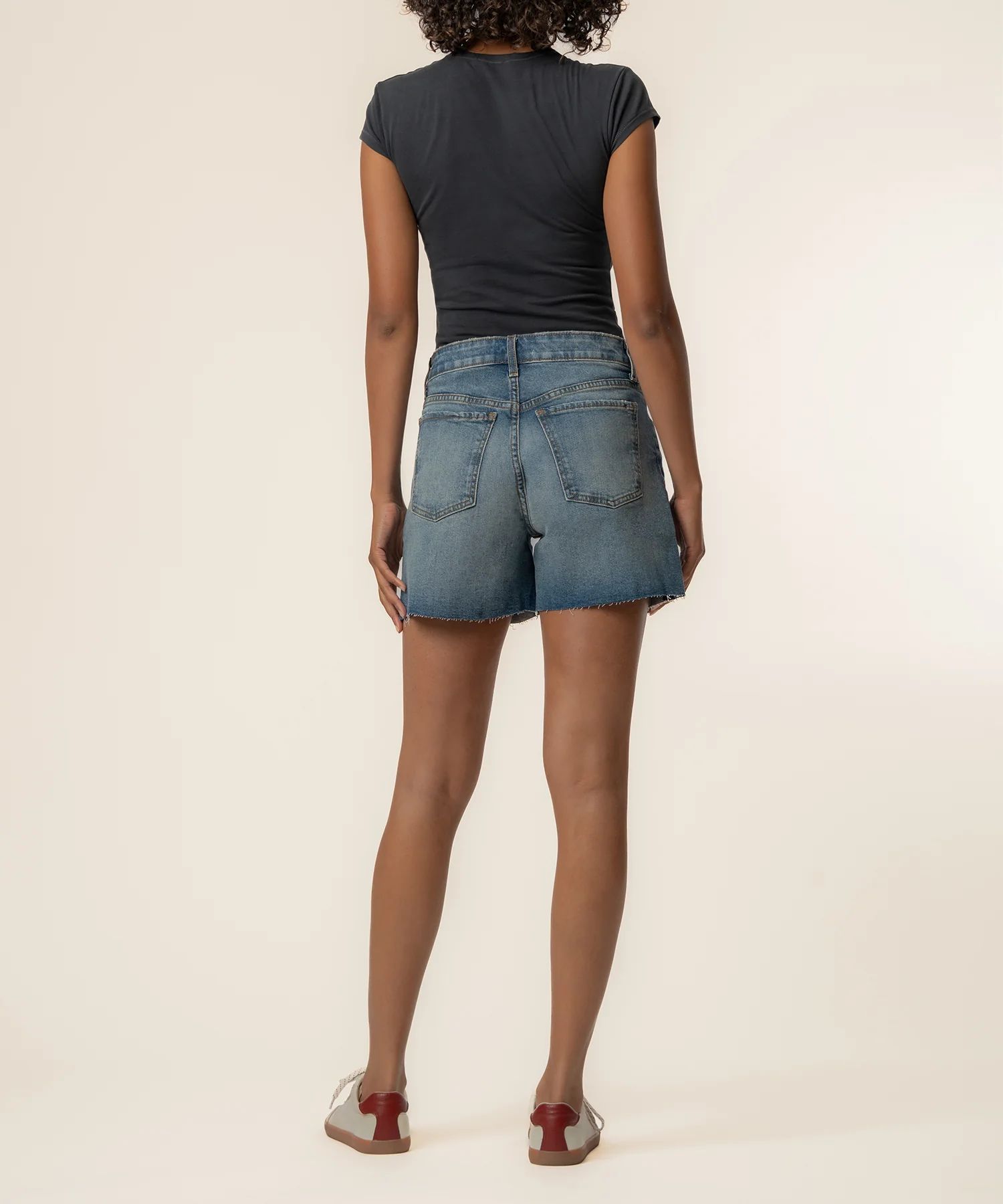 Jane High Rise Long Short, Exclusive in Predict Wash - Image 3
