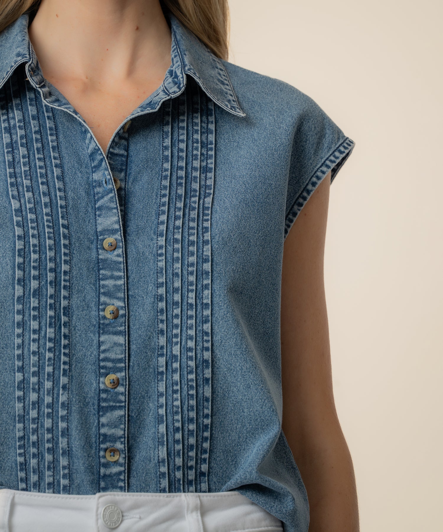 Penelope Denim Top in Beaming Wash - Image 4
