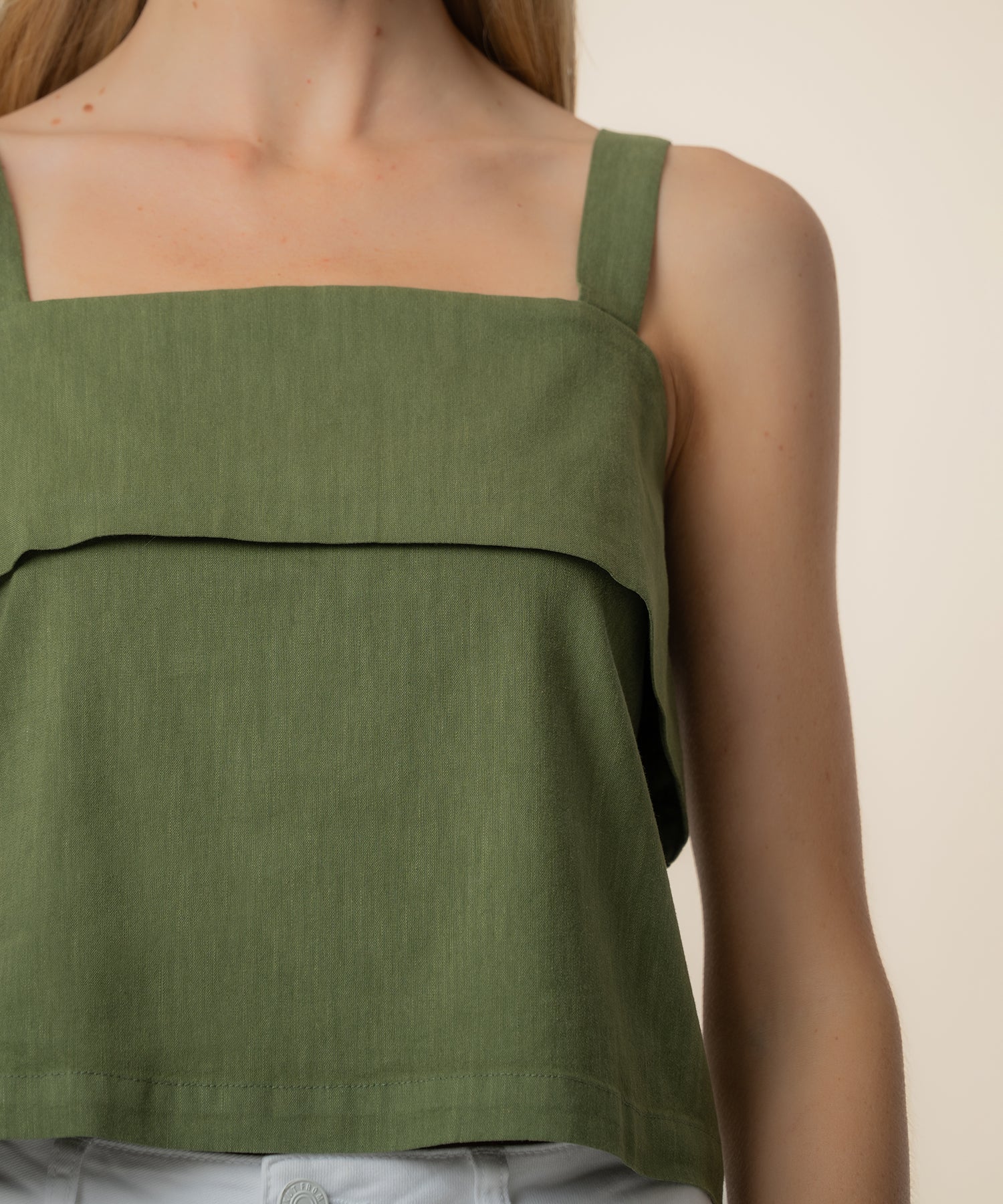 Melanie Linen Tank Top in Olive - Image 4